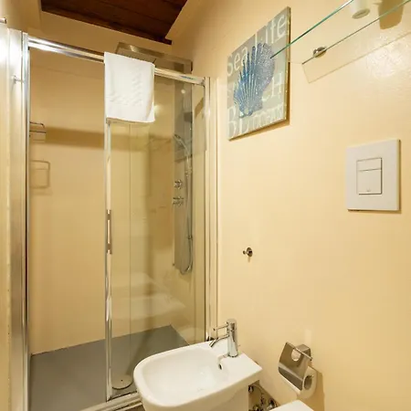 Apartment Keys Of Italy - Verdi 2 - Ampio Monolocale In Santa Croce *